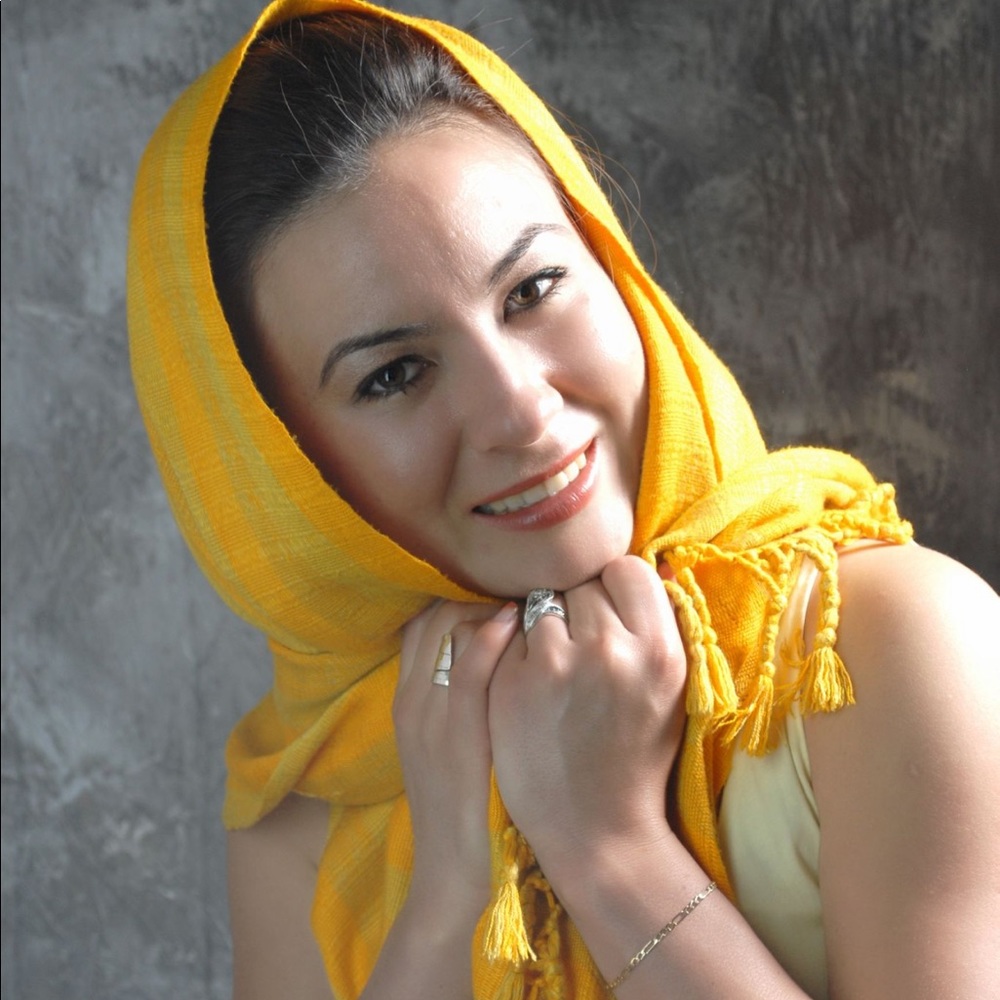 Meet your Posher, Marina